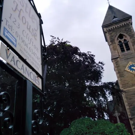 Astley House יורק